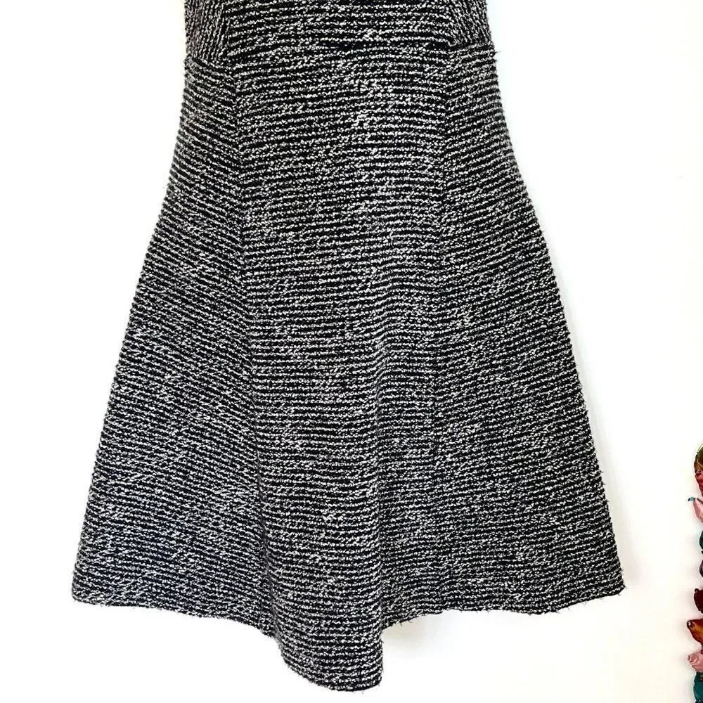 J CREW NAVY BLUE & OFF WHITE TEXTURED STRIPE SLEEVELESS DRESS SIZE 2